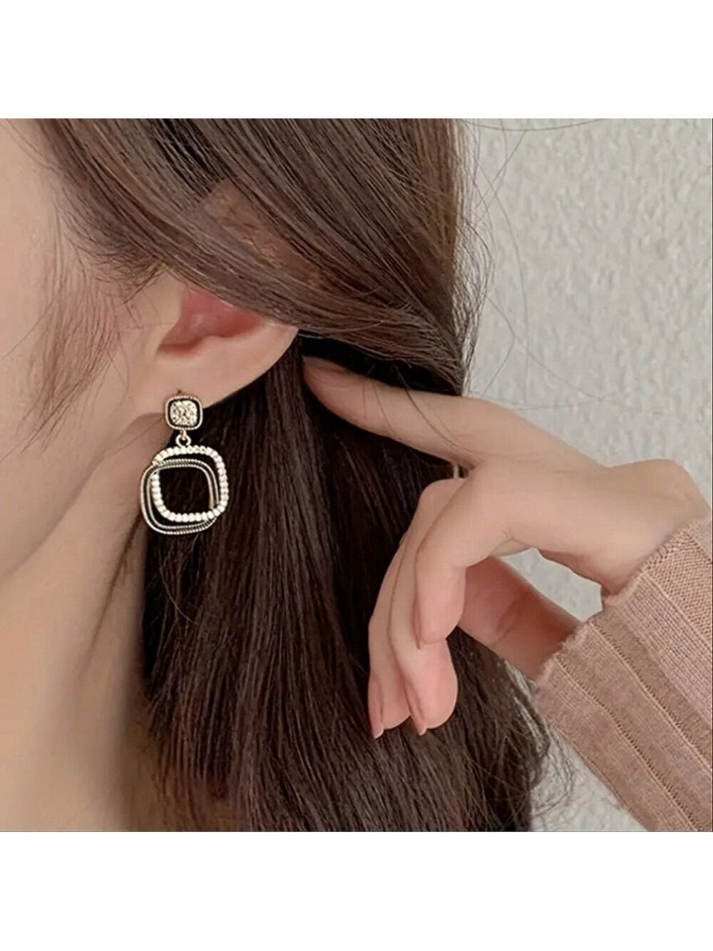 Fashion square dangling earrings